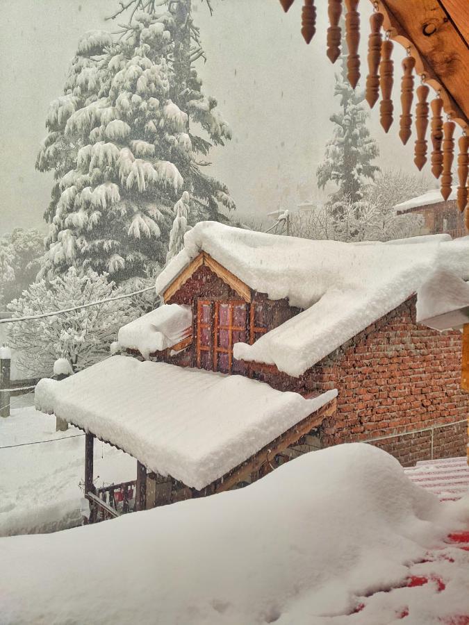 The Cottage And Cheese Manali  Exterior photo